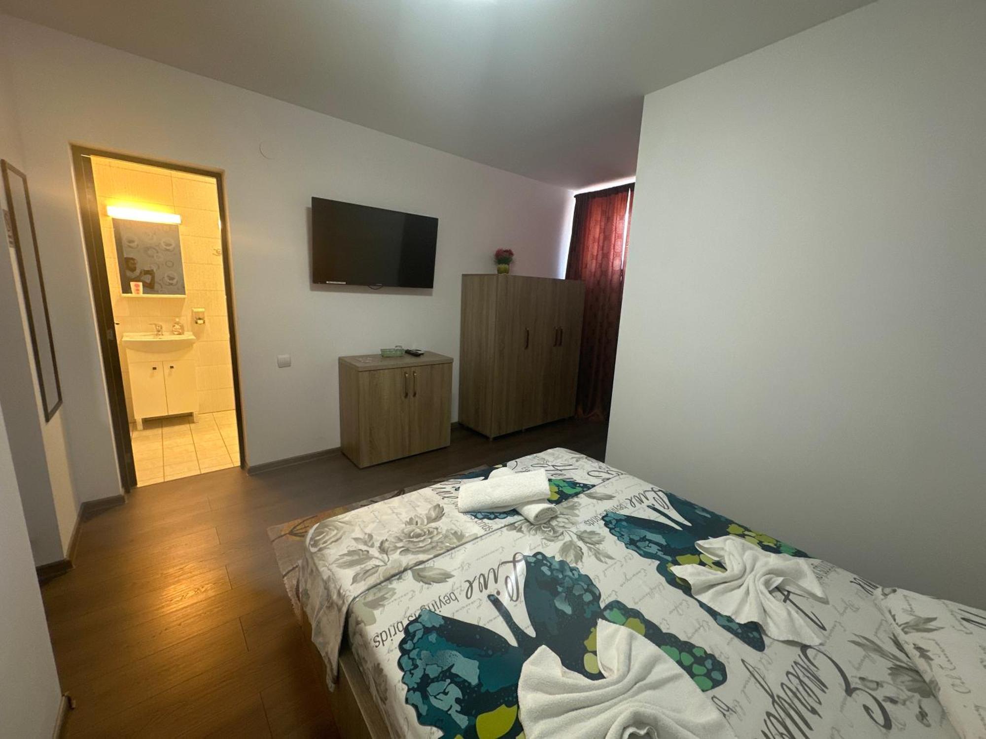 מלון Orşova Casa Clau מראה חיצוני תמונה