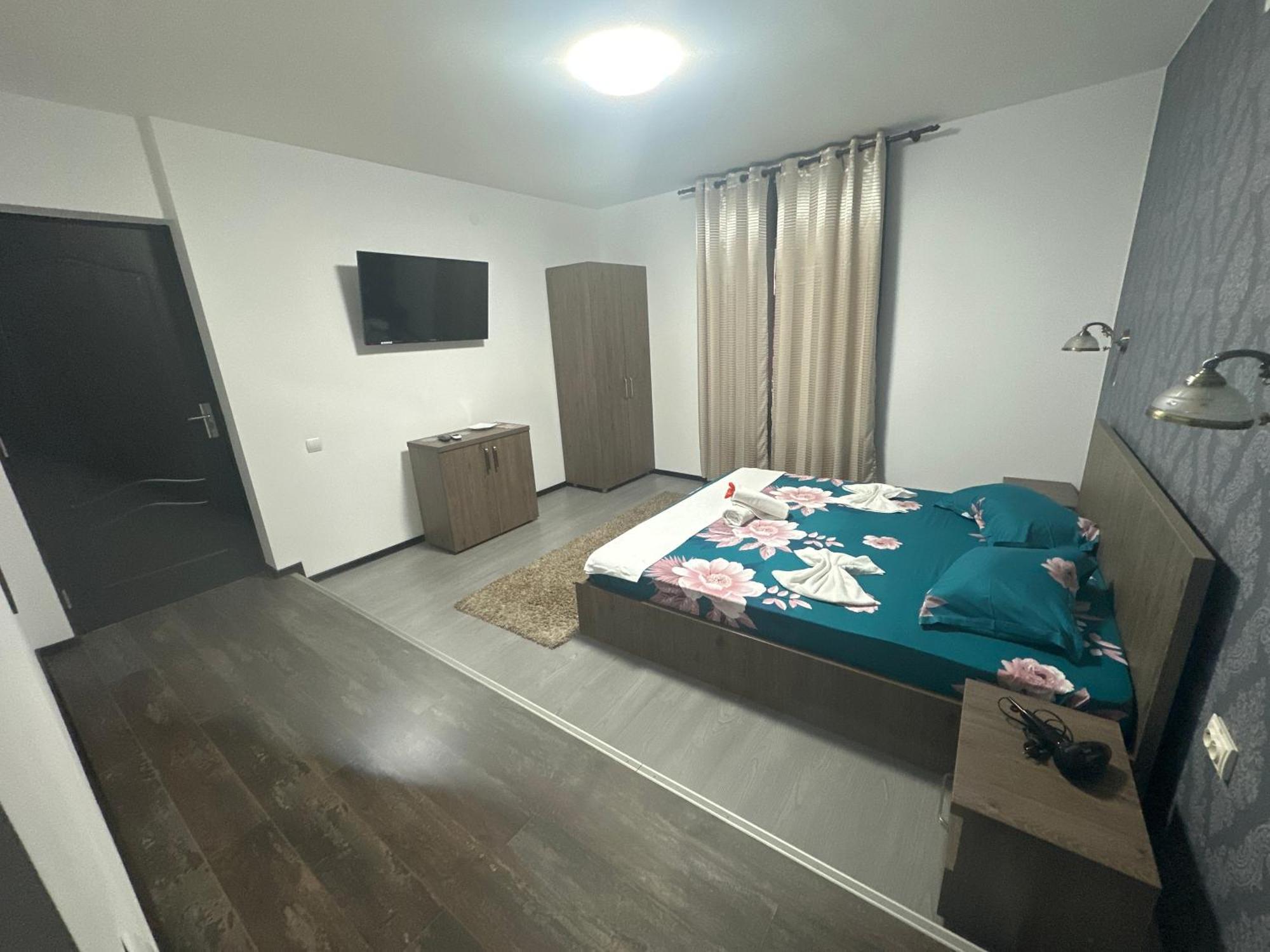 מלון Orşova Casa Clau מראה חיצוני תמונה