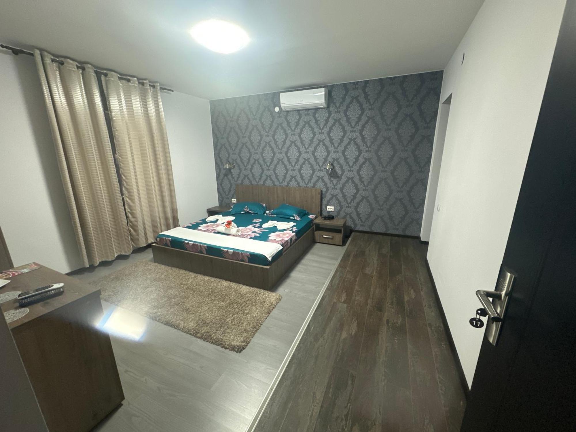 מלון Orşova Casa Clau מראה חיצוני תמונה